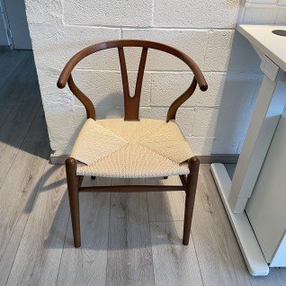 Wishbone "Y" Chair CH24 - Hans Wegner 