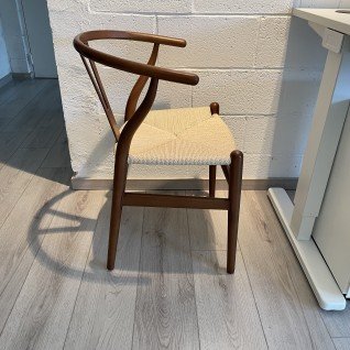 Wishbone "Y" Chair CH24 - Hans Wegner 