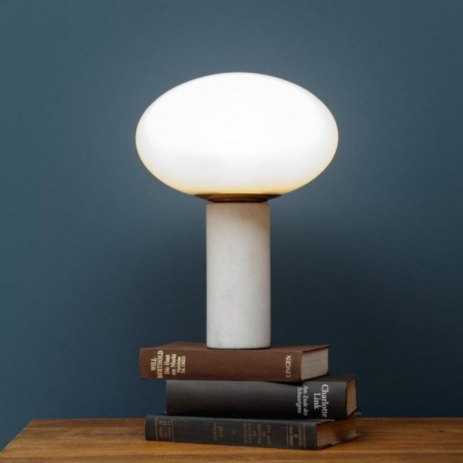 White retro table lamp