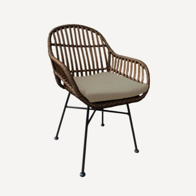 Garden armchair in polyrattan with cushionDa Silva