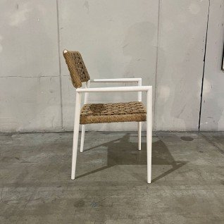 Outdoor chair with aluminum armrests and rattan Rotic