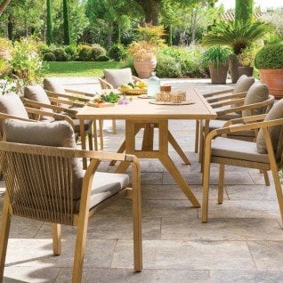 Terrace chair in rattan with armrests Blanco