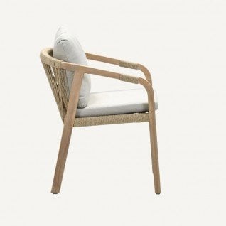 Terrace chair in rattan with armrests Blanco