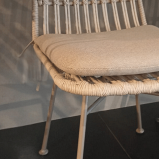 Garden armchair in polyrattan with cushionDa Silva