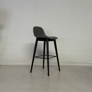 Set of 2 Glavo bar chairs in black wood and grey plastic seat - Outlet